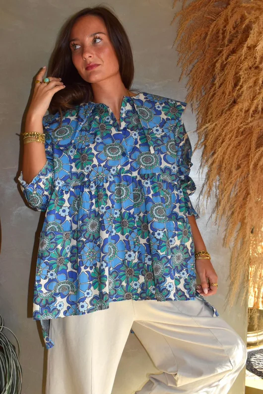Annie 1972 Point Collar Smock Blouse Mr Blue Skies